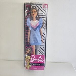 New Barbie Fashionista 121 Burnette prosthetic leg inclusive doll girls toy